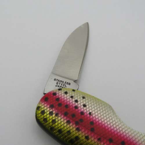 Pylones Caps fishing Lure pocket knife