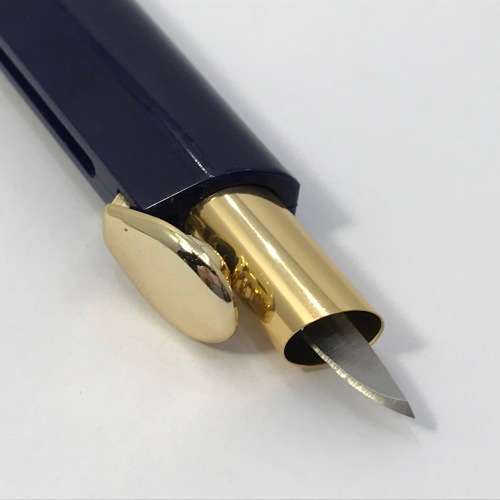 Lipstick shaped pocket pen knife