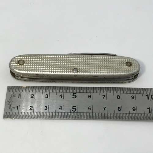 Victorinox Elinox Swiss army knife - short blade tip broken