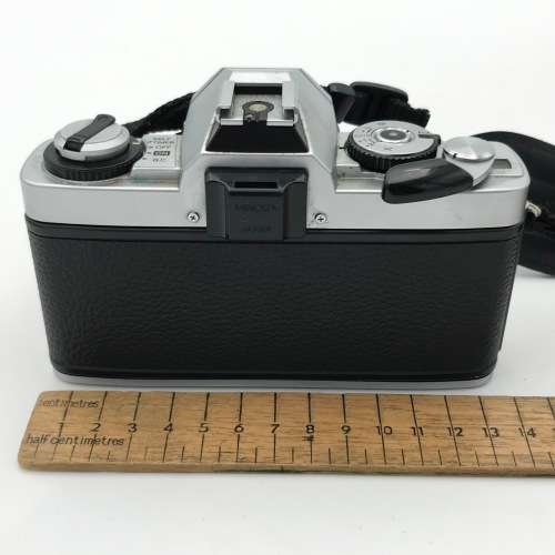 Vintage Minolta XG-A 35mm camera with 50mm 1:2 lens plus flash and Minolta 200mm 1:3,5 lens in bag