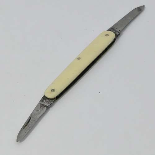 Vintage G. Butler and Co. 2 blade pocket knife