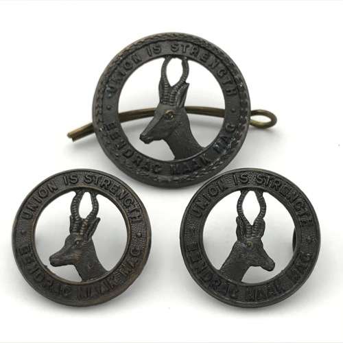 SA Union Defence Force cap and collar badge set