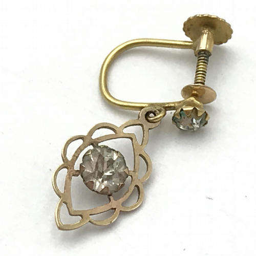 9kt Gold Screw on earrings with cubic Zirconia`s - weighs 1,2g
