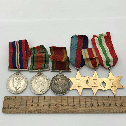 Set of 6 WW2 medals issued to 192571 E. Hunter