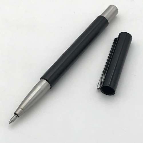 Vintage Parker ball point pen in case ( Spring missing)