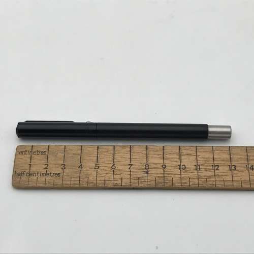 Vintage Parker ball point pen in case ( Spring missing)