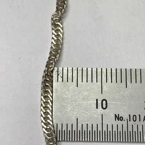 Sterling Silver necklace - weighs 4,5g - 49cm