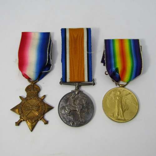 WW1 Death Plaque and trio medal set issued to Z/2937 Private Frank Henry Padbury , Rifle Brigade