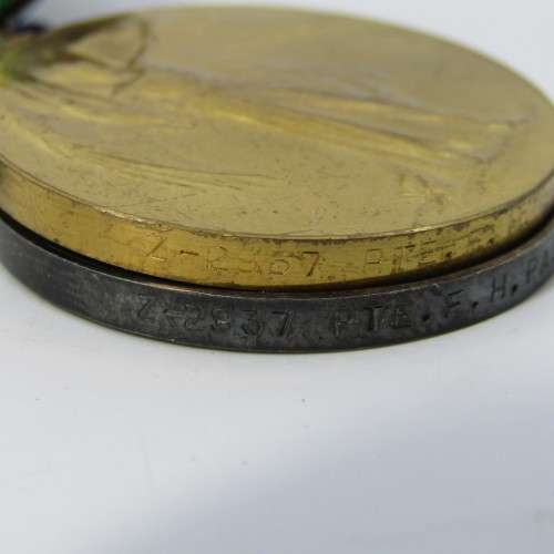 WW1 Death Plaque and trio medal set issued to Z/2937 Private Frank Henry Padbury , Rifle Brigade