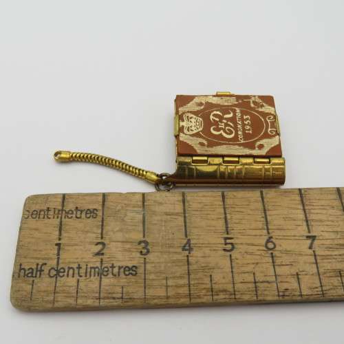 1953 Elizabeth Regina II Coronation photo booklet keyring holder