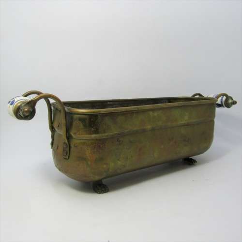 Vintage brass bowl with Delft handles