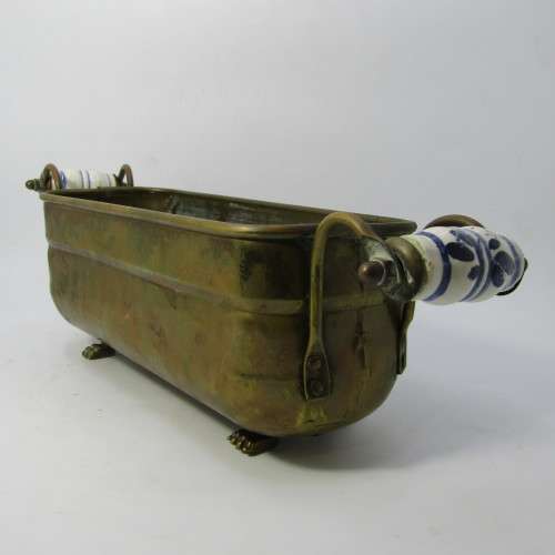 Vintage brass bowl with Delft handles