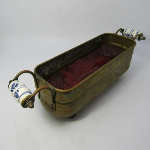 Vintage brass bowl with Delft handles