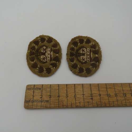 WW2 pair of warrant officer cloth badges