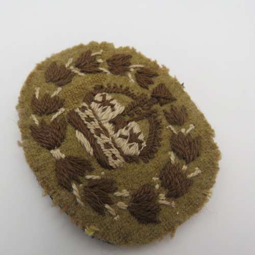 WW2 pair of warrant officer cloth badges