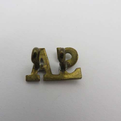 Lot of SADF Regiment Western Province badges and SA titles