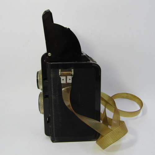 Vintage Ansco Rediflex camera in pouch