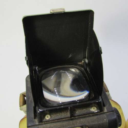 Vintage Ansco Rediflex camera in pouch