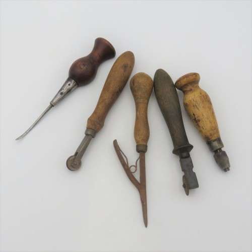 Lot of vintage leatherwork tools