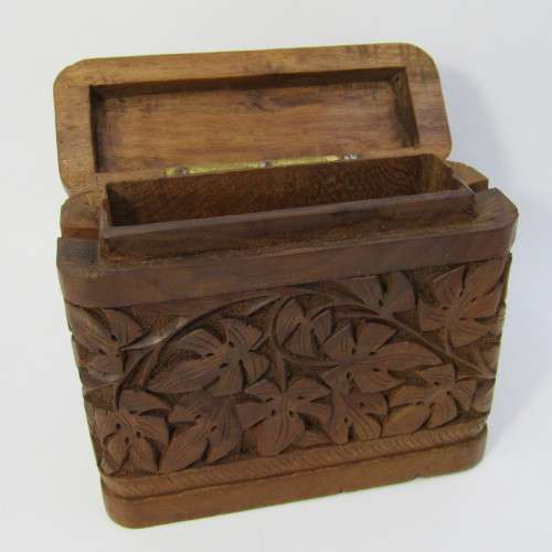 Vintage wooden hand carved cigarette holder