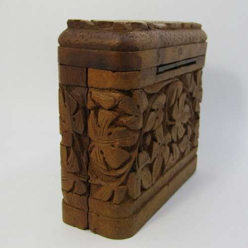 Vintage wooden hand carved cigarette holder