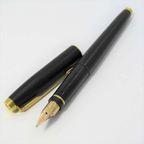 Parker fountain pen with 14kt gold nib