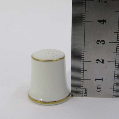 Lot of 5 porcelain thimbles