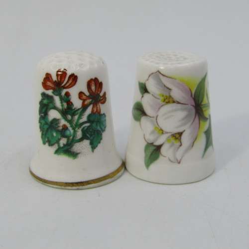 Lot of 5 porcelain flower themed thimbles