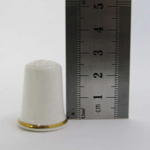 Lot of 5 porcelain bird themed thimbles