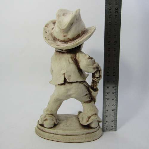 Vintage Resin Cowboy sculpture - 21cm