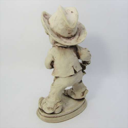 Vintage Resin Cowboy sculpture - 21cm