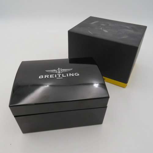 Original Breitling watch case in box with booklet - inner material damage