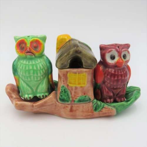 Pair of vintage owls salts and pepper shakers with mustard pot on stand