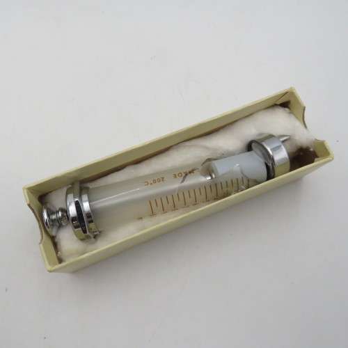 Vintage S.A.I.M.R. 1970`s Snake- Bite Outfit tin with anti-venom contents