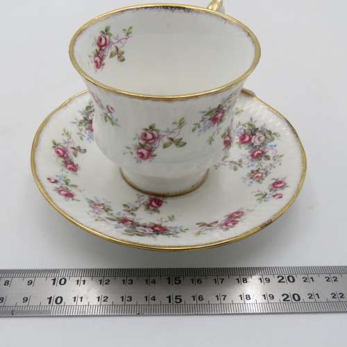 Vintage Elizabathan Rosamund cup and saucer