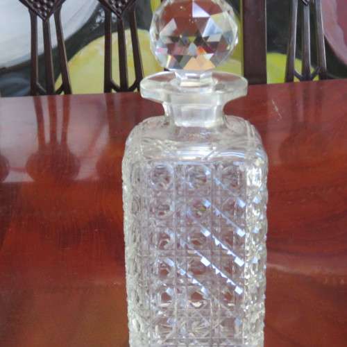 Vintage cut glass decanter - Some chips