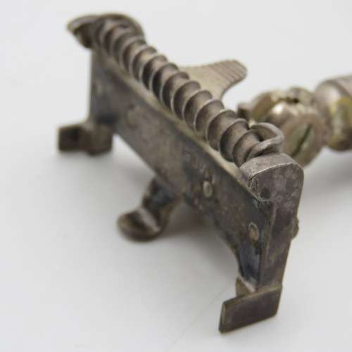 Vintage Wilkinson shaving kit with two blades in box - box broken