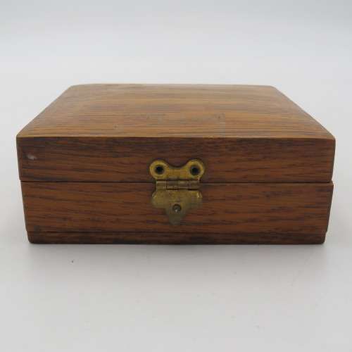 Vintage Wilkinson shaving kit with two blades in box - box broken