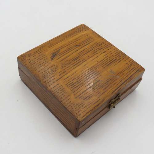 Vintage Wilkinson shaving kit with two blades in box - box broken