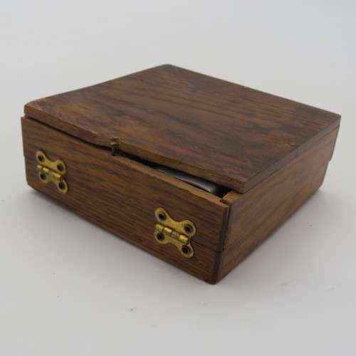 Vintage Wilkinson shaving kit with two blades in box - box broken