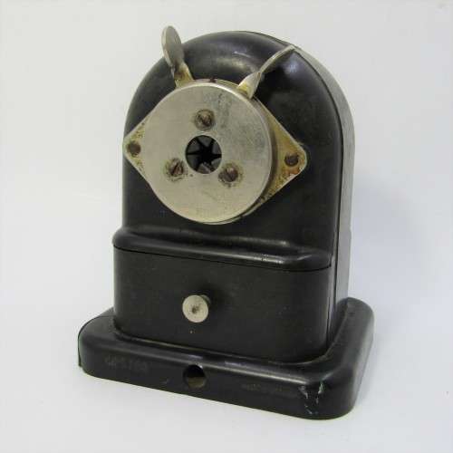 Vintage Steadtler Bakelite No. 5700 pencil sharpener made in Germany - crack on base