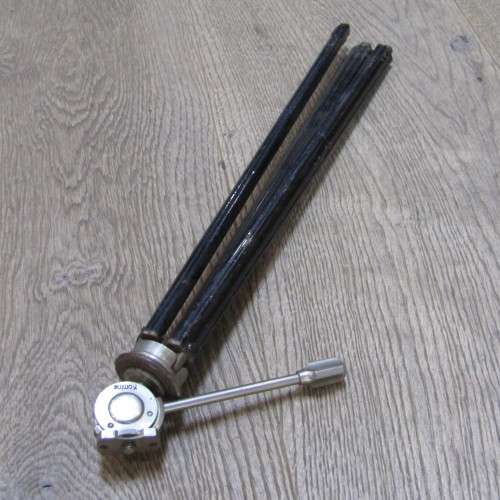 Vintage Komine camera tripod - 128cm