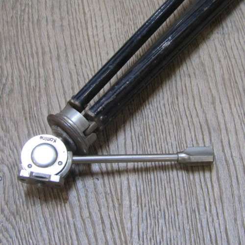 Vintage Komine camera tripod - 128cm