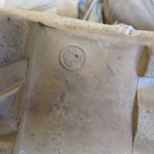 Pair of US Army desert combat boots - size US 10