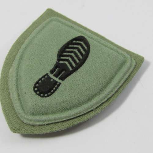 SANDF tracker qualification badge - embossed