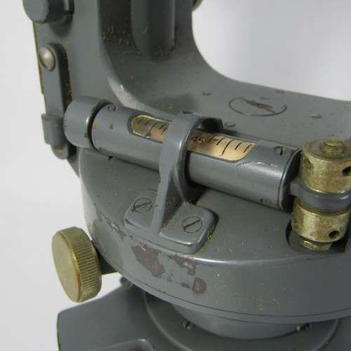 Vintage 1940`s Cooke, Throughton and Simms No. V03501 in original wood and leather case