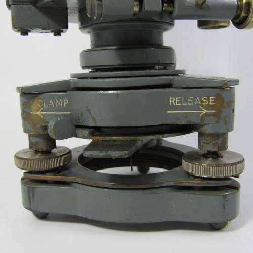 Vintage 1940`s Cooke, Throughton and Simms No. V03501 in original wood and leather case