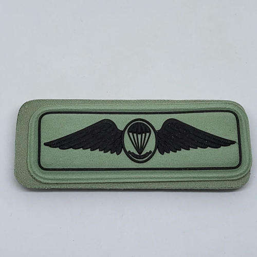 Other Badges & Insignia - SANDF Paratrooper instructor free full wing ...