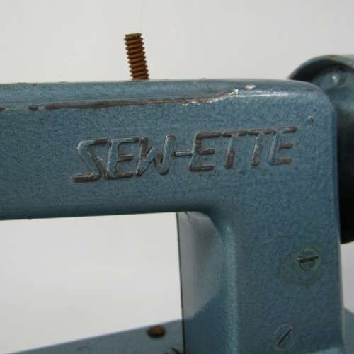 Vintage Sew-ette tin plate battery operated toy sewing machine - working - needs needle