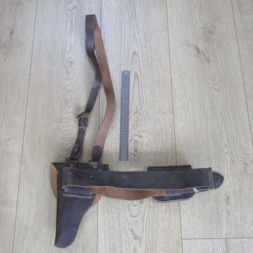 Old leather Police sam brown belt with gun holster and handcuff pouch - 106cm